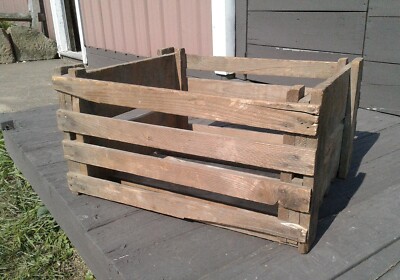 VINTAGE WOODEN 3 SLATTED APPLE FRUIT CRATES RUSTIC OLD BUSHEL BOX SHABBY CHIC /"/"