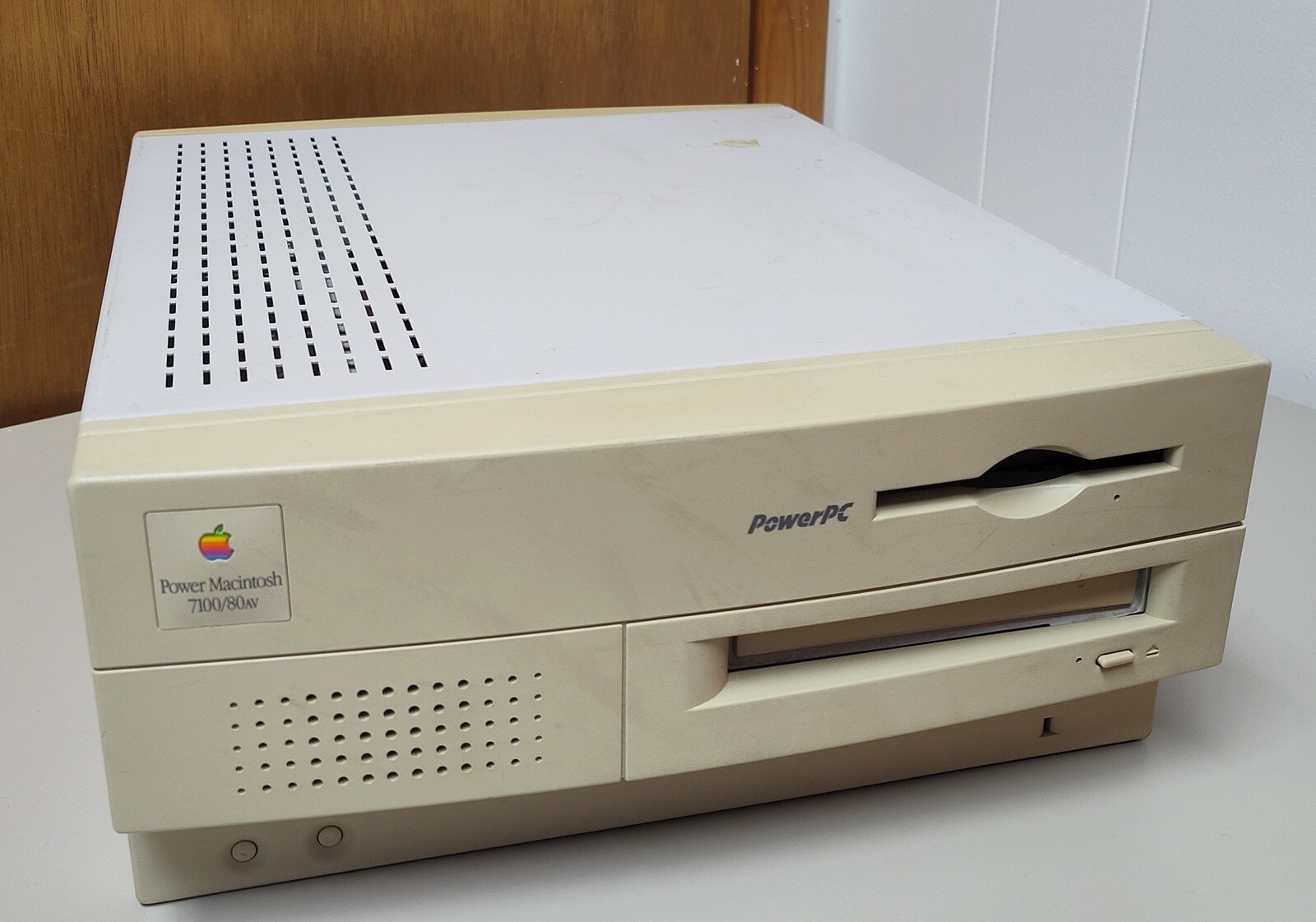 Apple Power Macintosh PowerMac 7100/80AV 80MHz PowerPC 601