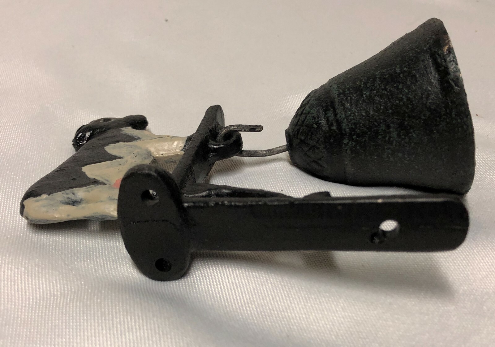 Vintage Cast Iron Wall Mount Cow Dinner Bell Home Decor