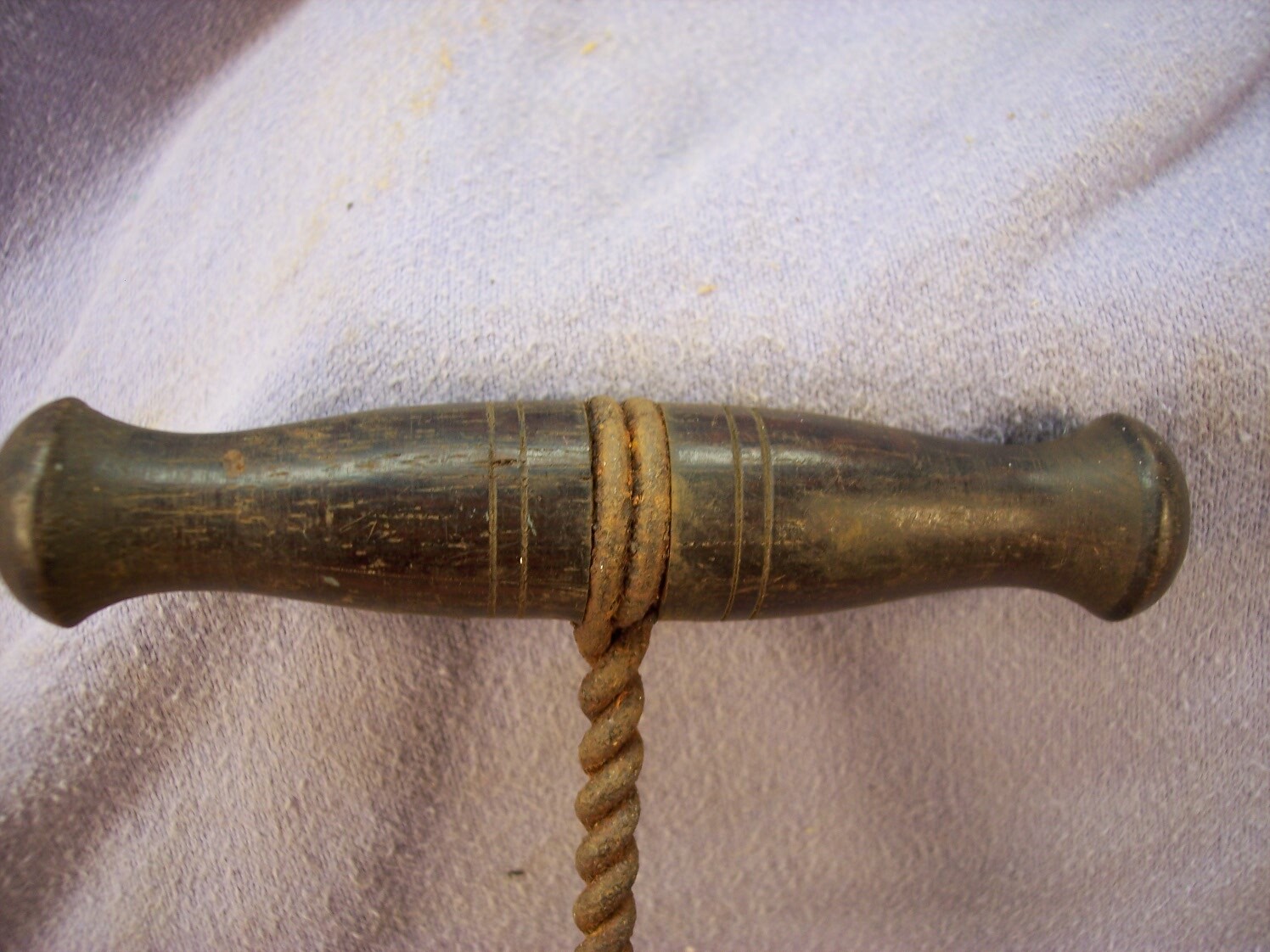 ANTIQUE CORKSCREW ROSEWOOD OR WALNUT HANDLE AS FOUND