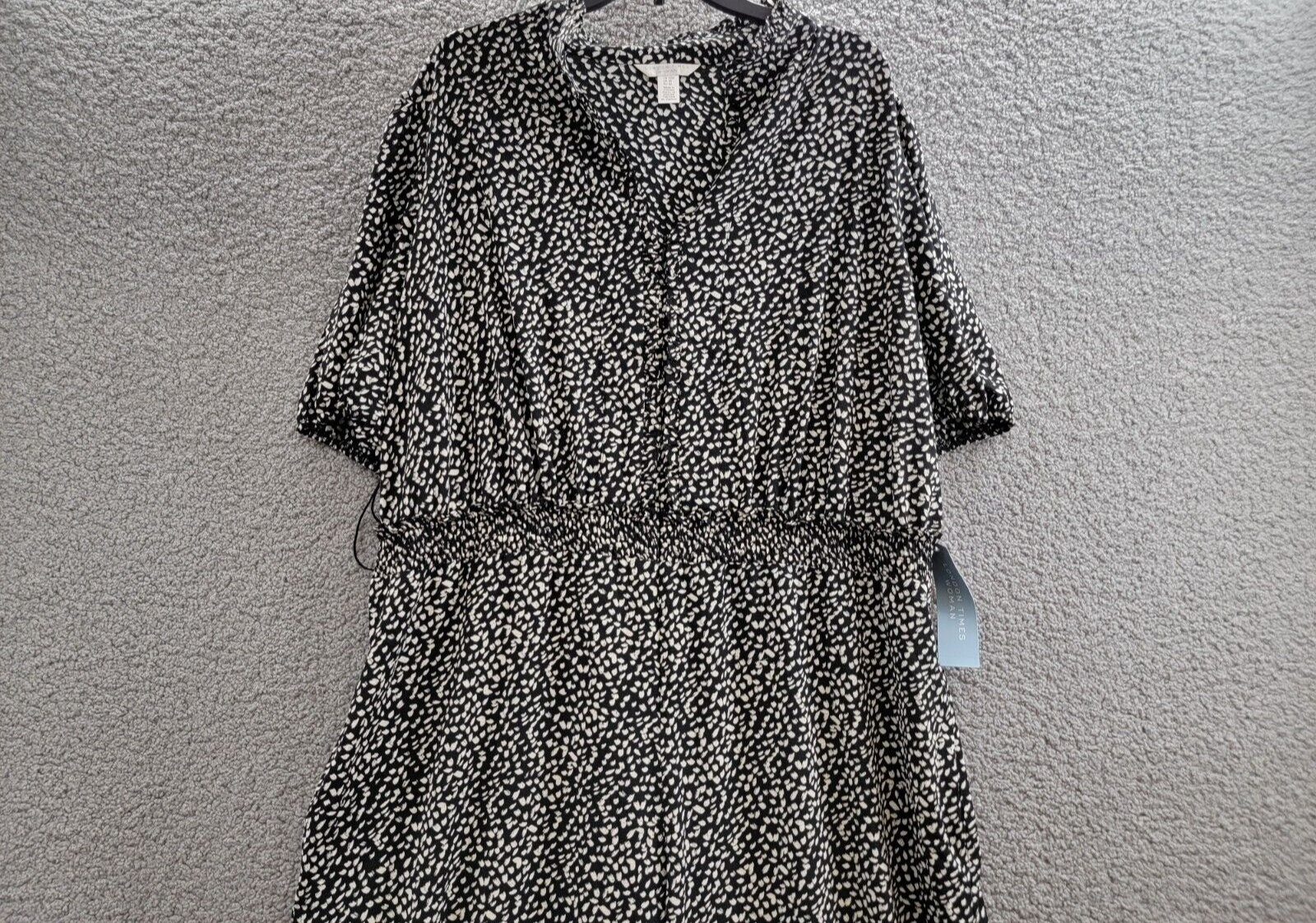 London Times Plus Puff Sleeve Front Zip Jumpsuit 22W Black/Ivory Smocked Waist - Picture 3 of 18