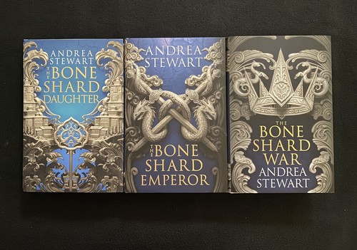 洋書 The Drowning Empire by Andrea Stewart+3 Amazon.com: The Bone Shard War (The Drowning Empire Book 3