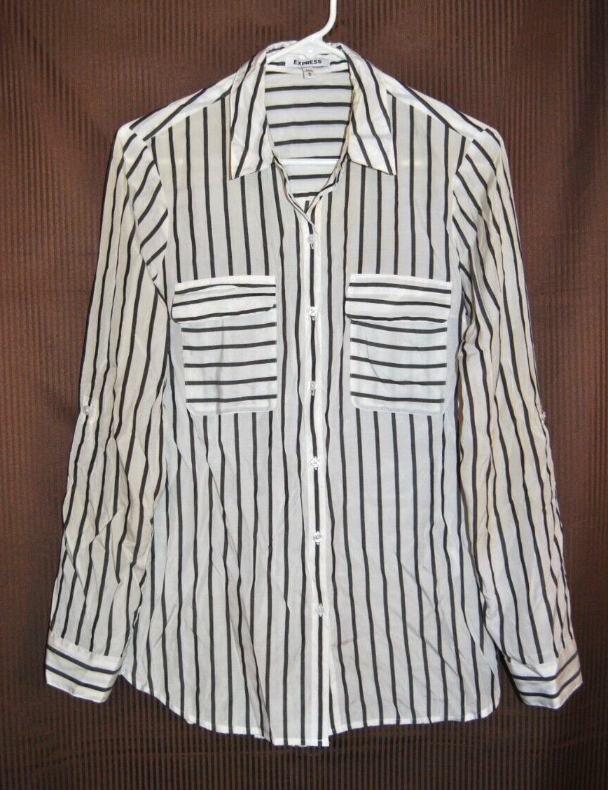 売れ筋商品|||ヴィンスカムート カットソー トップス レディース Plus Size Striped Button-Down Bell-Sleeve Shirt Rich Black Women's EXPRESS White Black Striped Button Down Shirt Size M