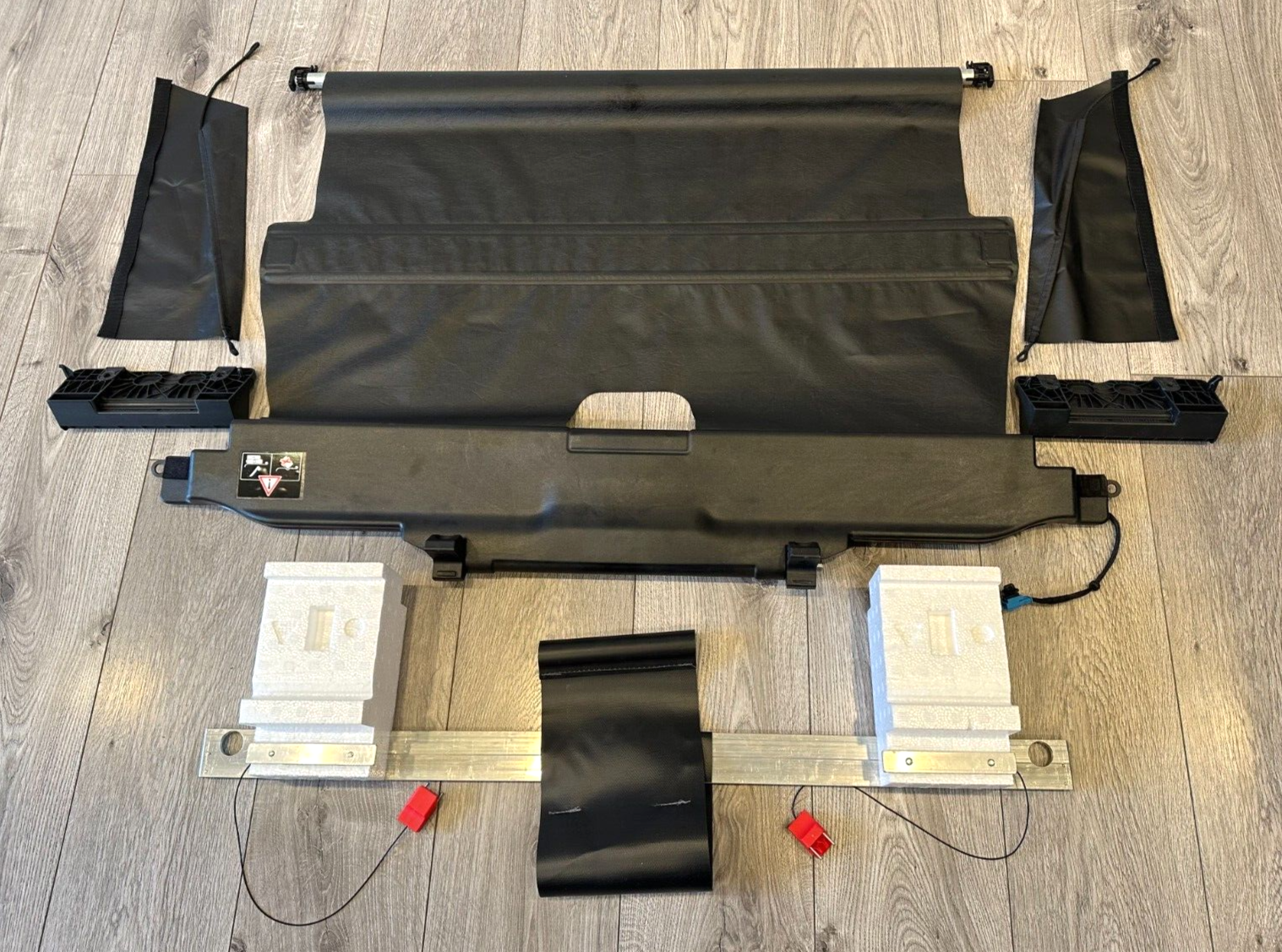 mint 様3点専用 2017-2023 MERCEDES C300 C43 CARGO COVER PARTITION PANEL