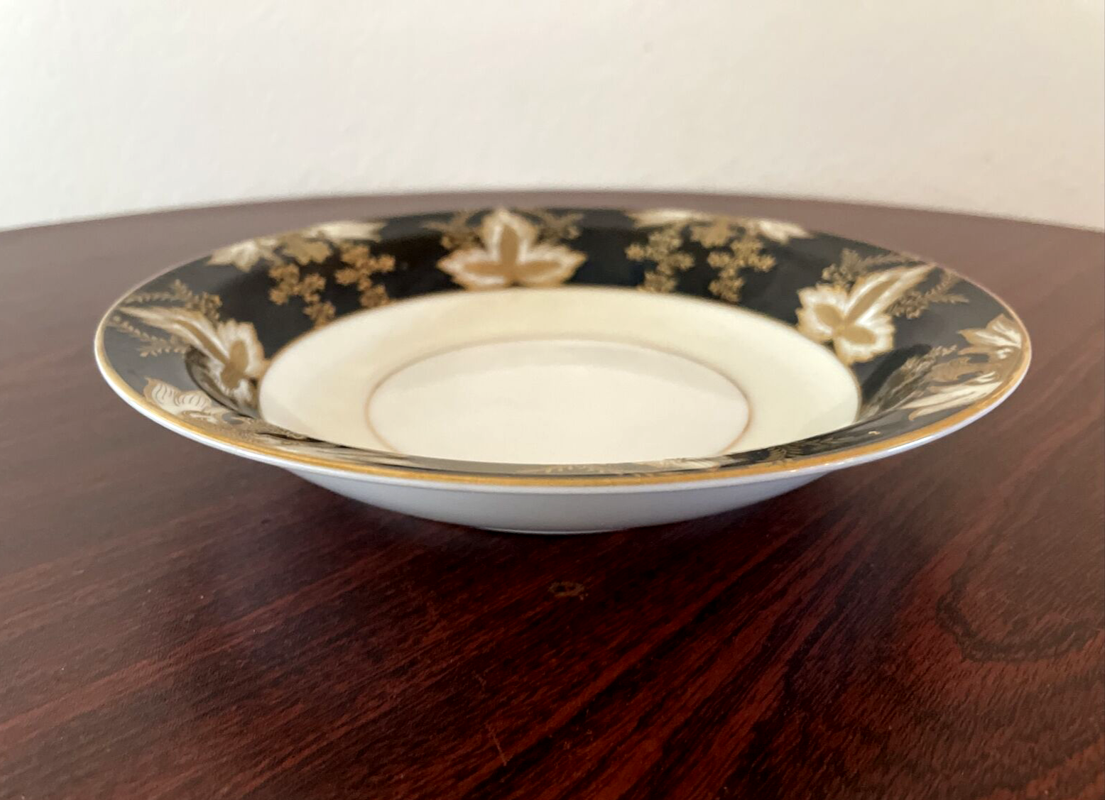 Vintage Wako China Soup Bowl Black W Gold White Leaf Cream