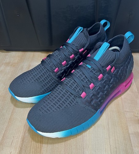 Under Armor HOVR Phantom【初代モデル】 Under Armour UA HOVR Phantom 1 Men's Shoes Black / Forest