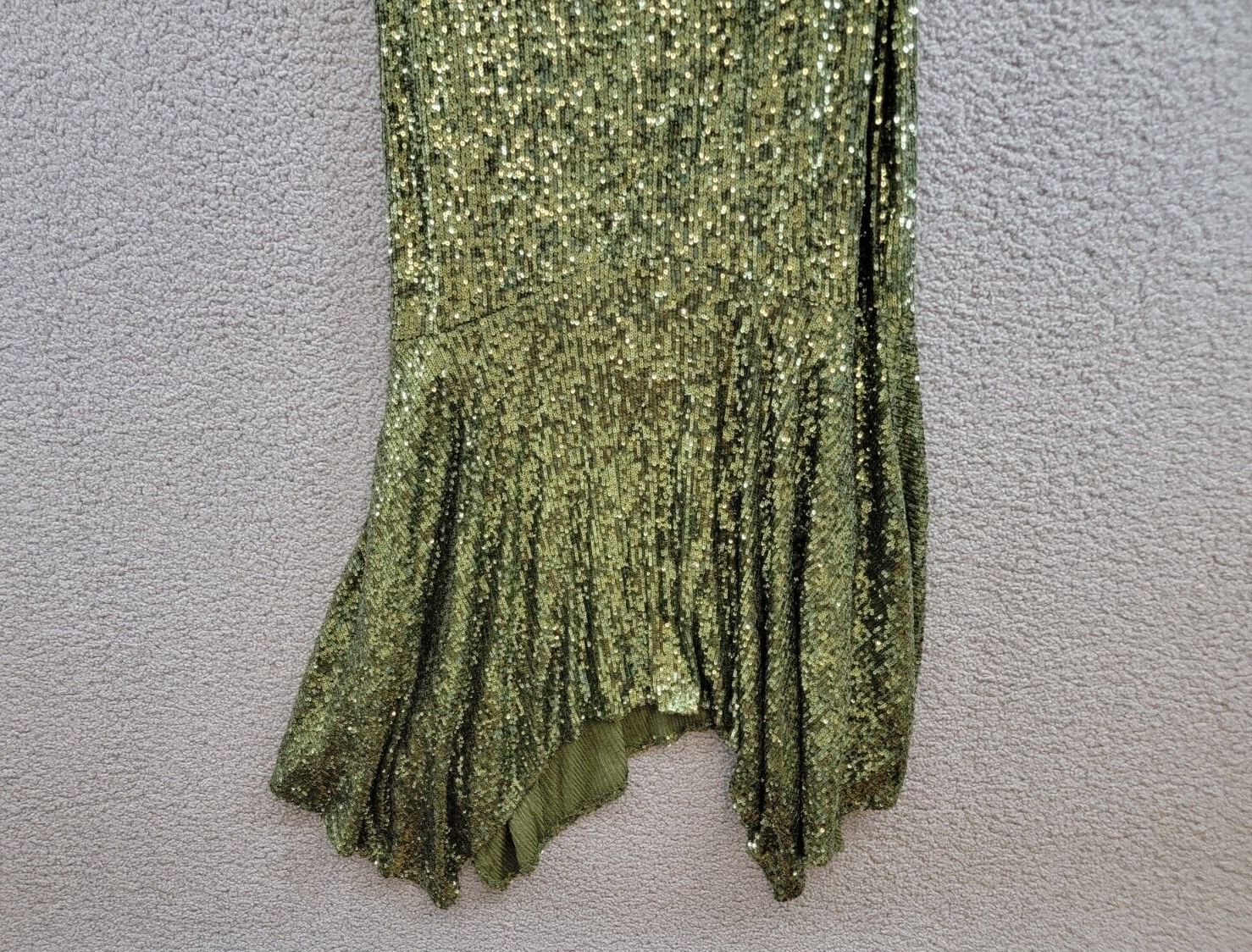 XSCAPE Asymmetric-Neck One-Strap Sequin Dress Women's 8 Olive Back Zip Closure - Picture 4 of 16