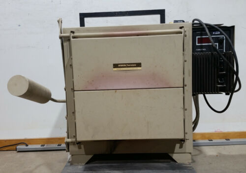 Sybron Thermolyne Laboratory Heat Treating Oven / Furnace F-A1730 CP13310