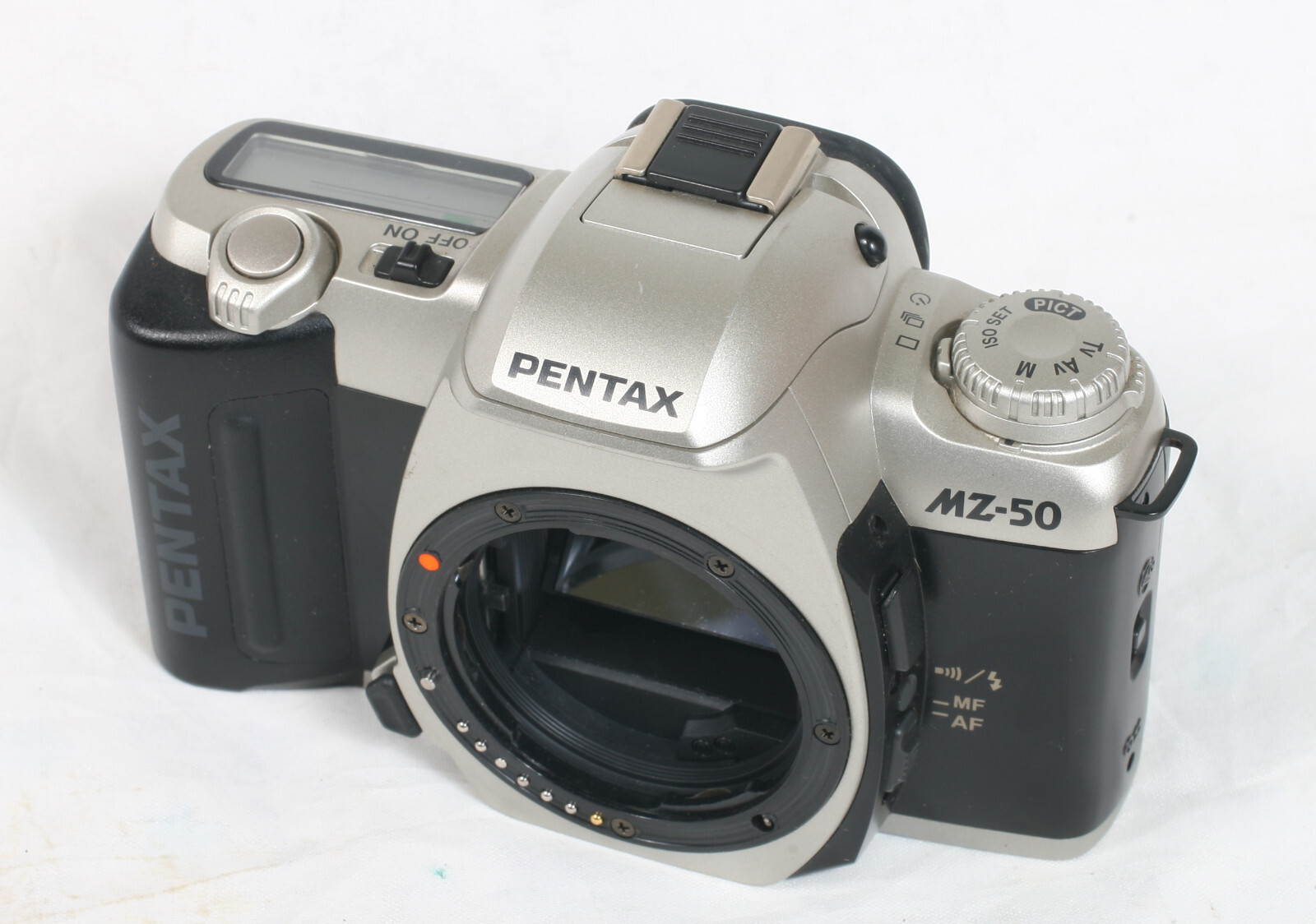 【未使用】PENTAX ペンタックス　一眼レフ　フィルムカメラ　MZ-50 Pentax MZ-50 35mm SLR Film Camera 2369 | eBay