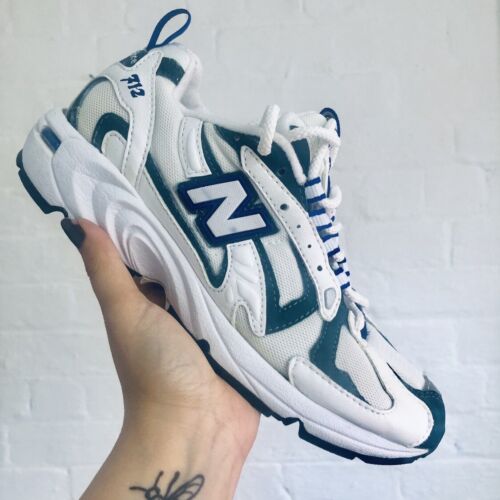 NEW New Balance Women's Vintage 712 Running Shoe Sneakers NEW New Balance Women's Vintage 712 Running Shoe Sneakers
