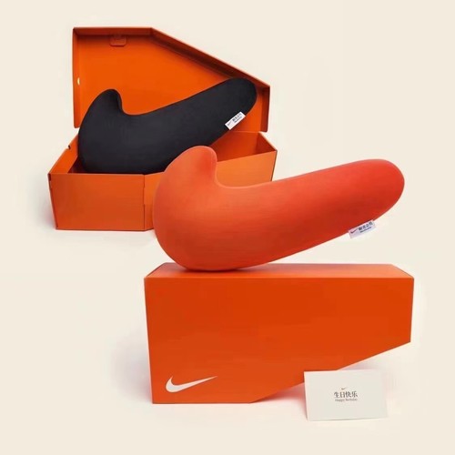 NIKE SWOOSH CUSHION PILLOW ナイキ クッション ⑥ 海外限定 NIKE SWOOSH CUSHION PILLOW – nouvelle