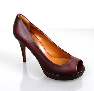 Pre-owned Gucci $595 Authentic  Betty Open-toe Platform Pump Shoes Plum 297203 6029 In Purple