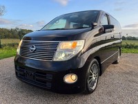NISSAN ELGRAND 2.5 HIGHWAY STAR AUTO 8 SEATS * TWIN POWER DOORS * BLACK LEATHER
