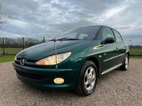 PEUGEOT 206 1.6 AUTO RARE ROLAND GARROS EDITION * ONLY 10000 MILES * TOP GRADE *