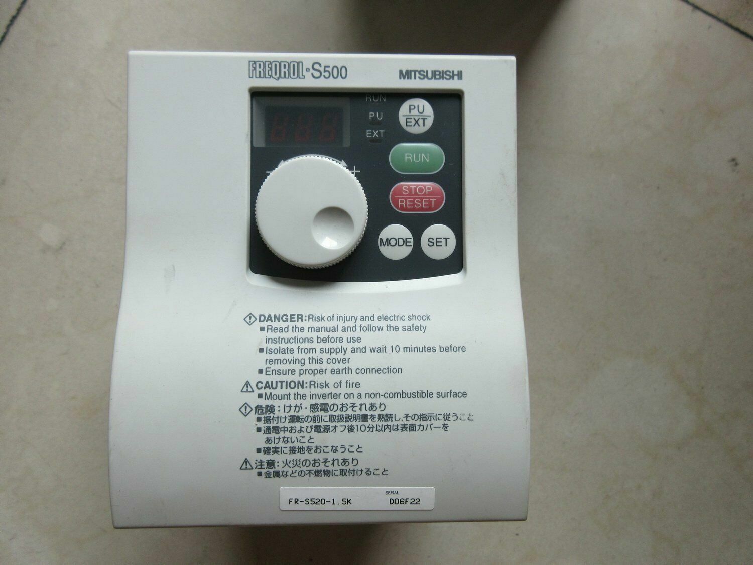 三菱電機 インバーター1.5Kw FR-S520E-1.5K inverter FR-S520E-1.5K 1.5KW 220V NEW MITSUBISHI Free