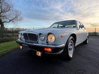 DAIMLER DOUBLE SIX 5.3 SERIES 3 V12 AUTO * ONLY 55000 MILES * FULL LEATHER *