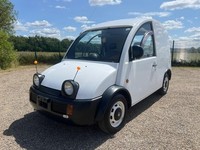 NISSAN S CARGO G20 AUTOMATIC VAN * IDEAL PROMOTIONS OR TEA COFFEE VAN *