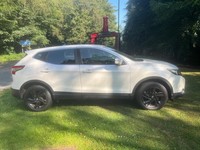 NISSAN QASHQAI 1.2 DIG-T Acenta White Manual Petrol 2014