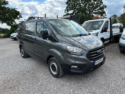 FORD TRANSIT CUSTOM SWB - AIR CON - EURO 6 2019