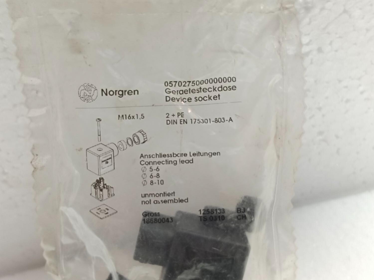 調理器具 IMONOPAN OUTLET Cooking Performance Group 351080175 Oven Door Switch for C36