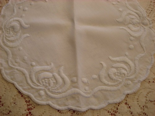 Antique Whitework Embroidery Centerpiece - Padded Satin Stitches - 18