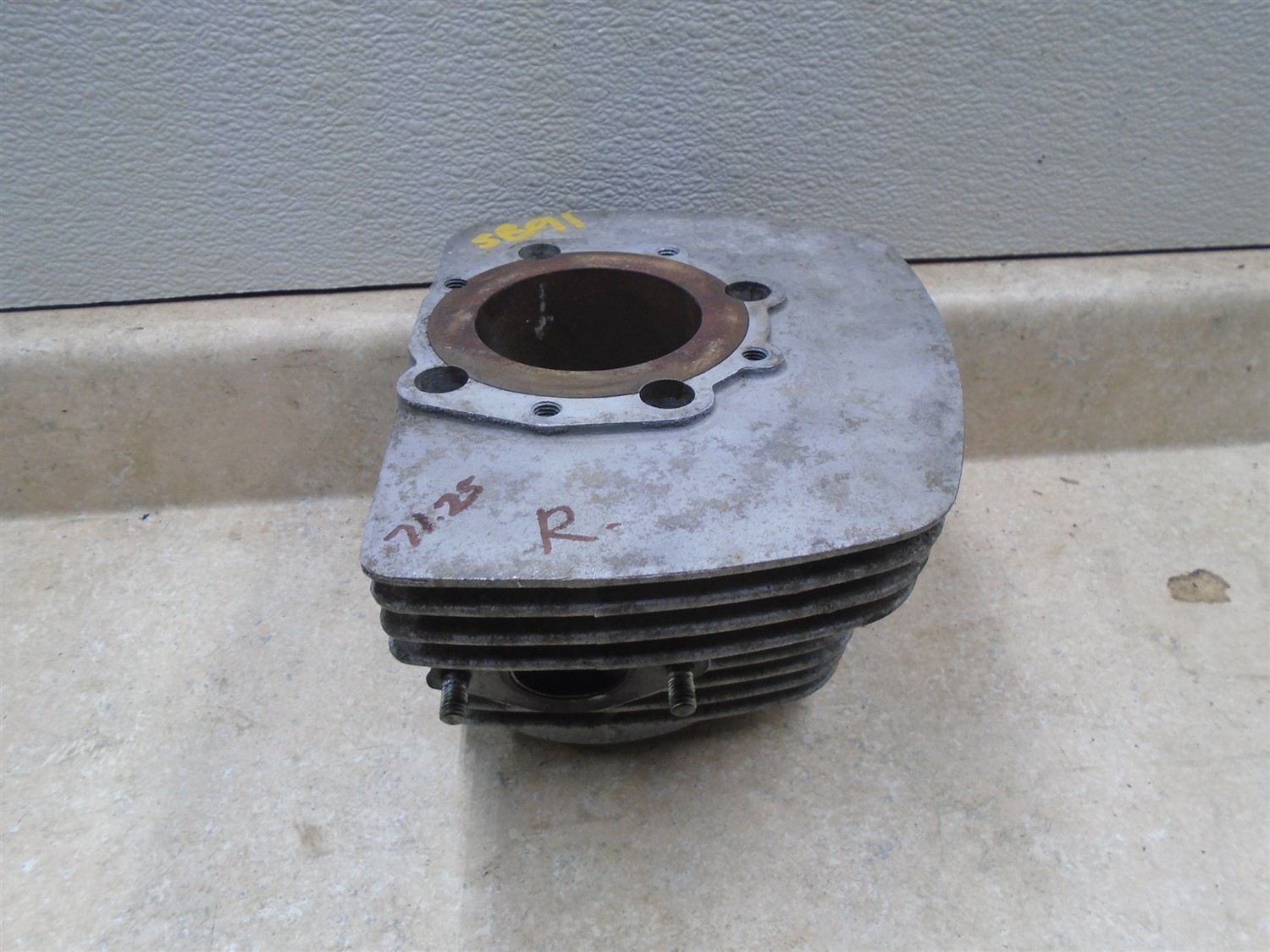 Suzuki 500 T COBRA T500 Used Engine Right Cylinder 71.25mm
