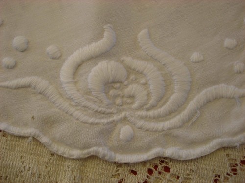 Antique Whitework Embroidery Centerpiece - Padded Satin Stitches - 18