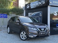 2017 Nissan Qashqai 1.5 DCI N-Connecta Diesel manual 5 Door Hatchback Bronze