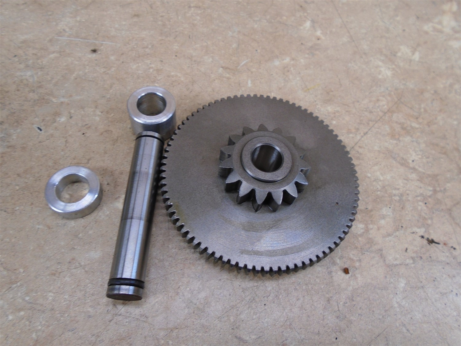 used shop様 Kawasaki 750 ZX NINJA ZX750-F2 Used Engine Starter Gear 1988