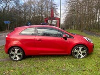 KIA RIO 1.4 CRDi EcoDynamics 3 Red Manual Diesel 2012