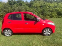 HYUNDAI I10 1.2 Classic Red Manual Petrol 2011
