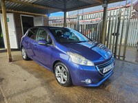 PEUGEOT 208 1.4 HDi Allure 2014