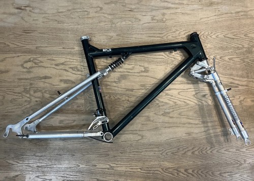 Et Green 20.5” | Amp Research B3 F3 Full Suspension Mountain