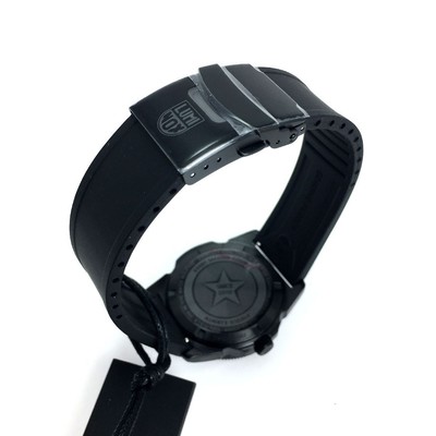 Pre-owned Luminox Men's  Pacific Diver Ripple 39mm Steel Dive Watch Xs.3127m