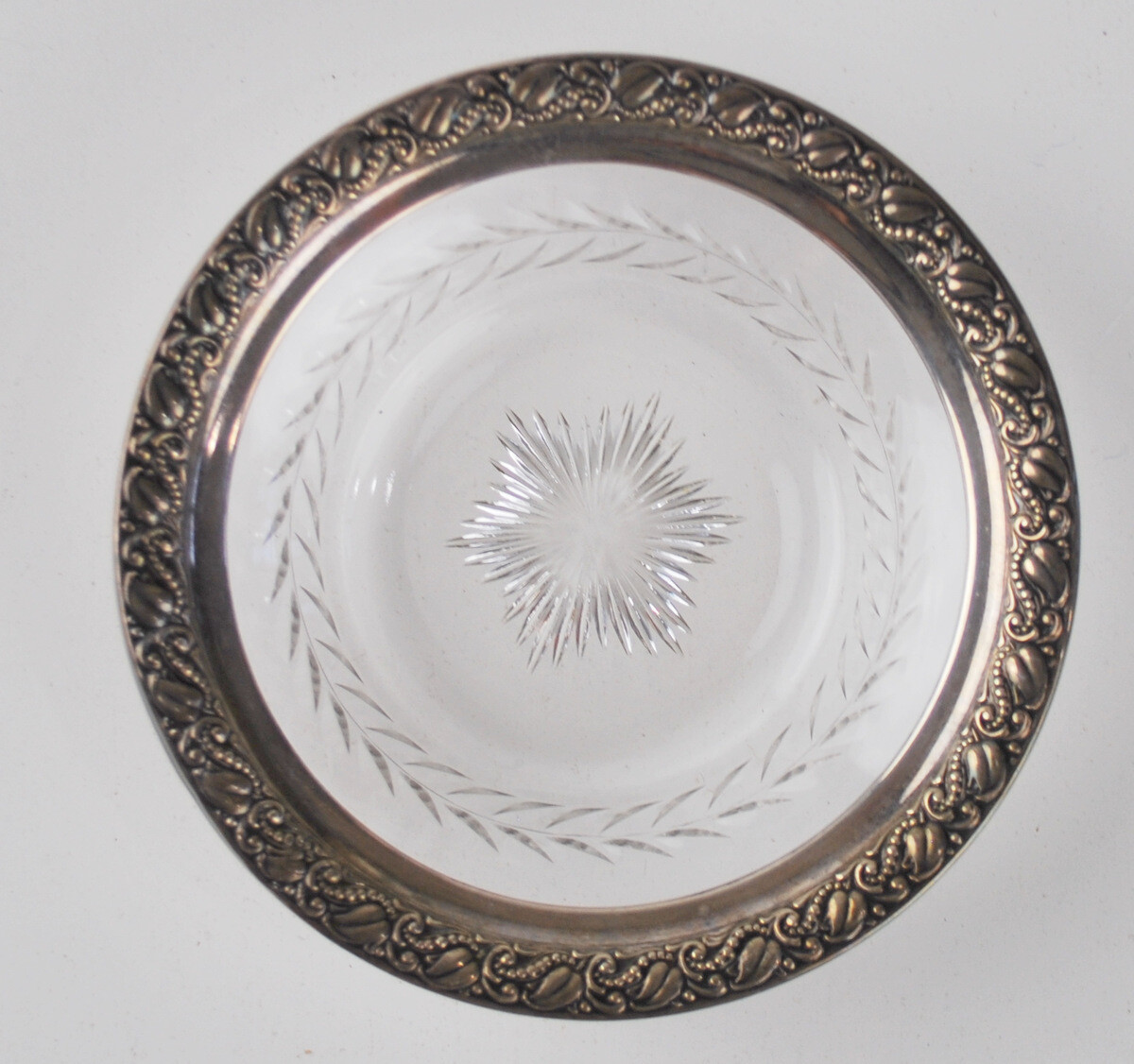 Vintage Glass Dish with sterling rim Laurel Star Ivy design Marked