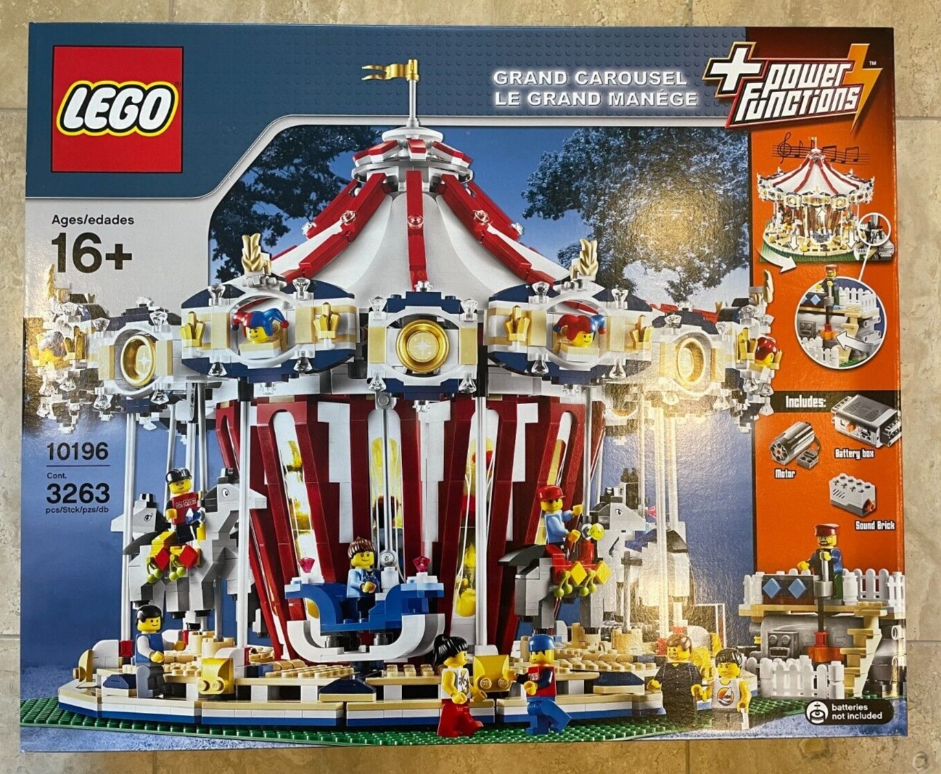 NEW Lego 10196 GRAND CAROUSEL with Power Functions