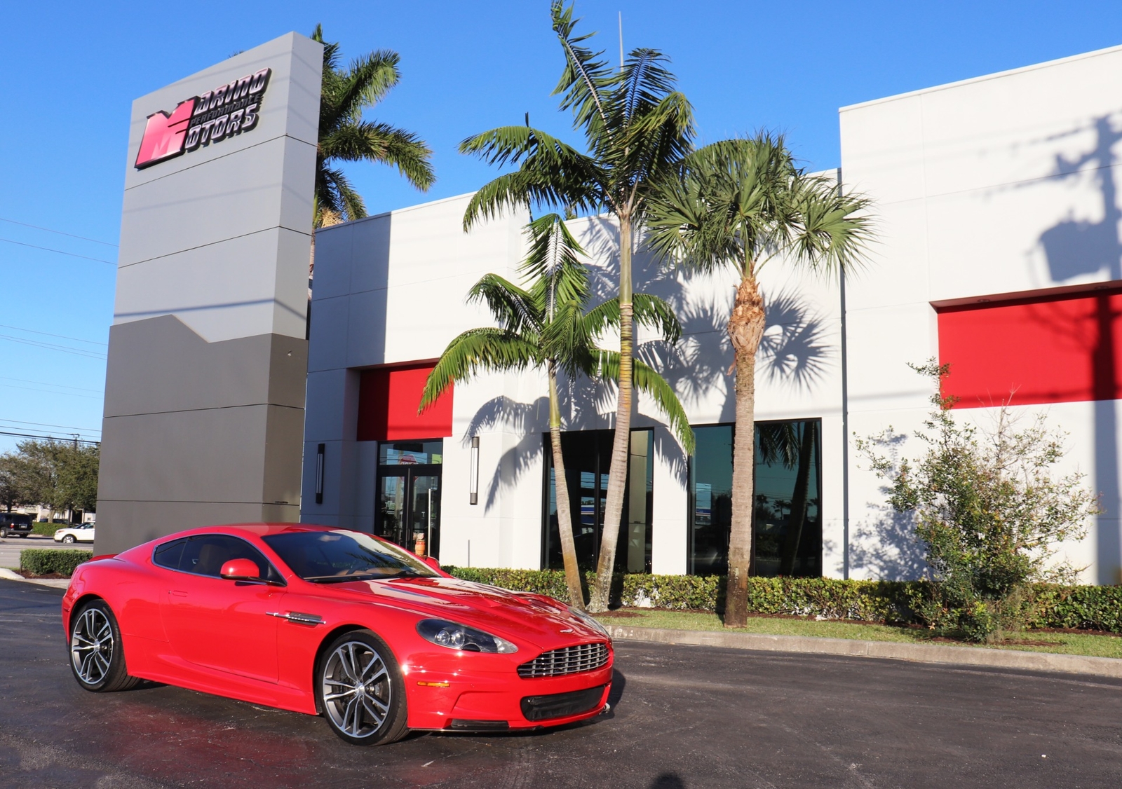 2011 ASTON MARTIN DBS - RARE COLORS - LOW MILES - AMAZING CONDITION