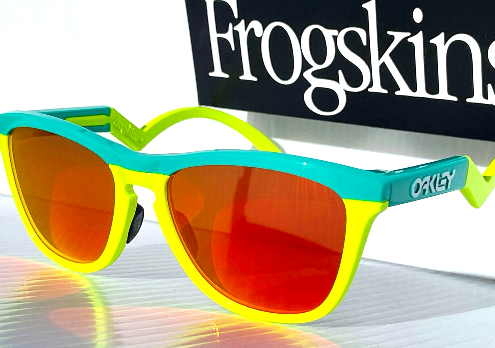 Oakley Frogskins サングラス Prizm 0OO9013__9013L4__P21__shad__qt