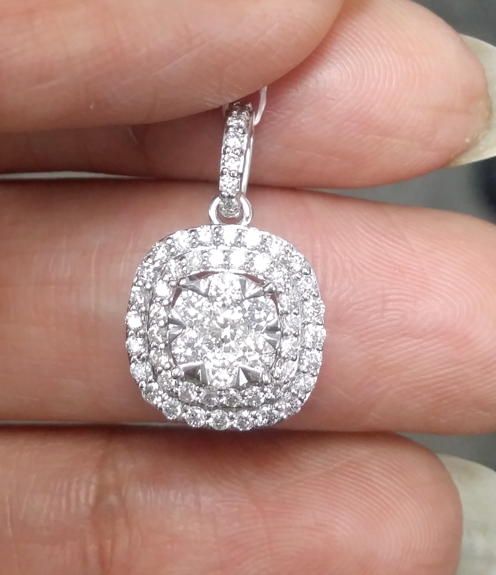 Pre-owned Handmade Steal Deal 0.80 Ctw Genuine Cluster Diamond Cushion Halo Pendant Charm 14k Gold