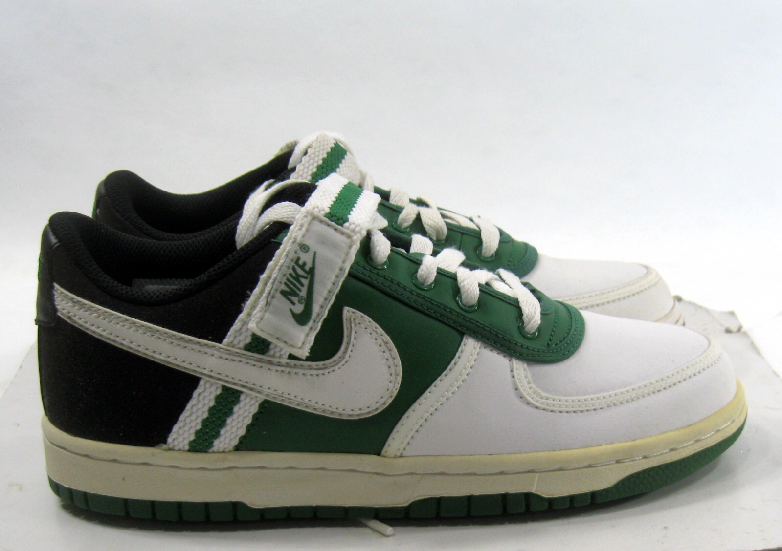 Nike Vandal Low White, green Accents 314675 312 YOUTH SIZE 6 Nike Vandal Low White, green Accents 314675 312 YOUTH SIZE 6