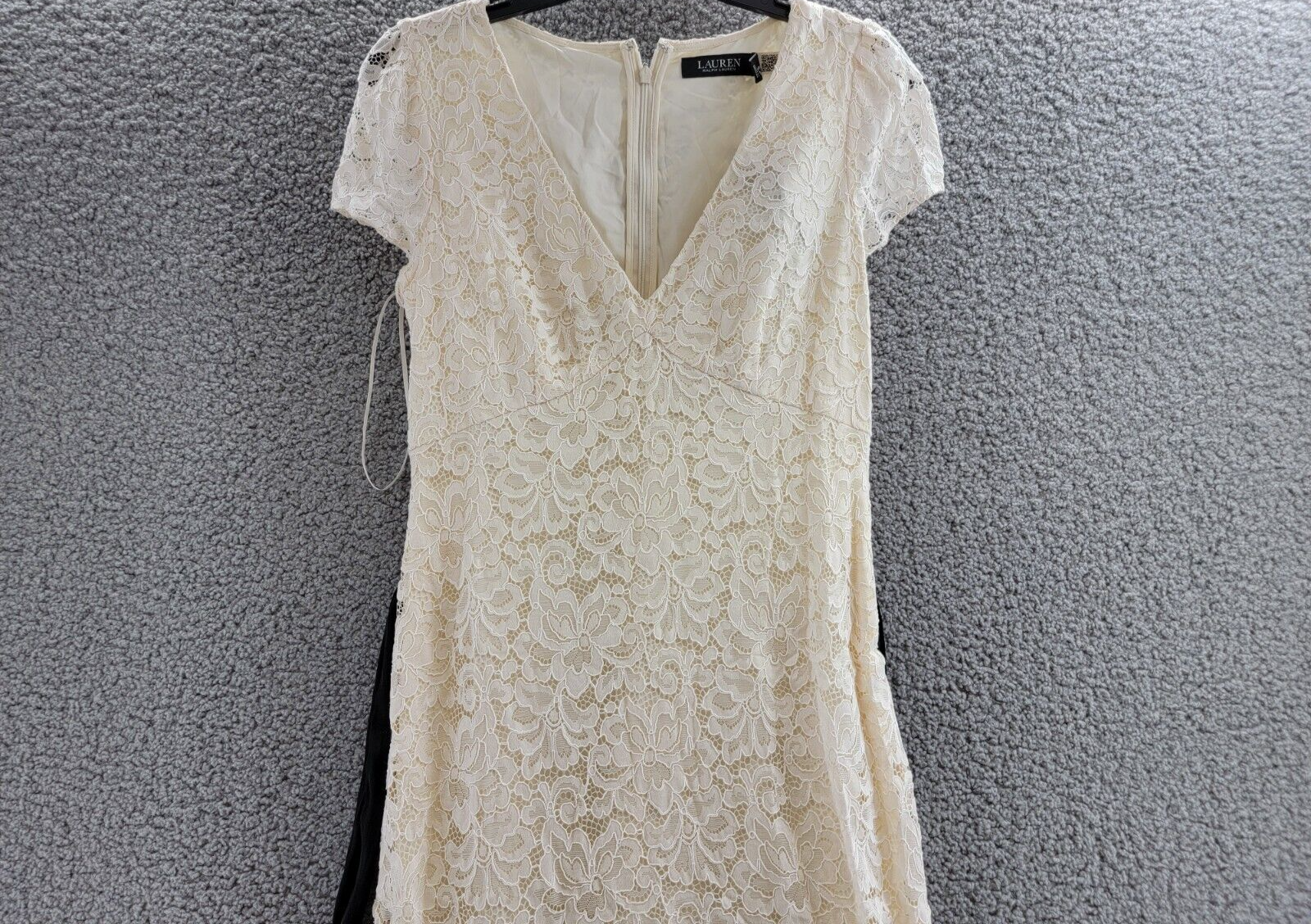 Lauren Ralph Lauren Belted Lace A-Line Gown Women's 4 Winter Cream Back Zip - Picture 3 of 16