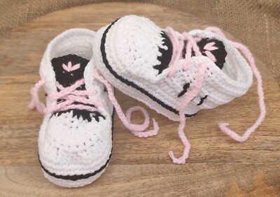Crochet baby shoes, Handmade crochet baby booties, Baby Girl Crochet trainers