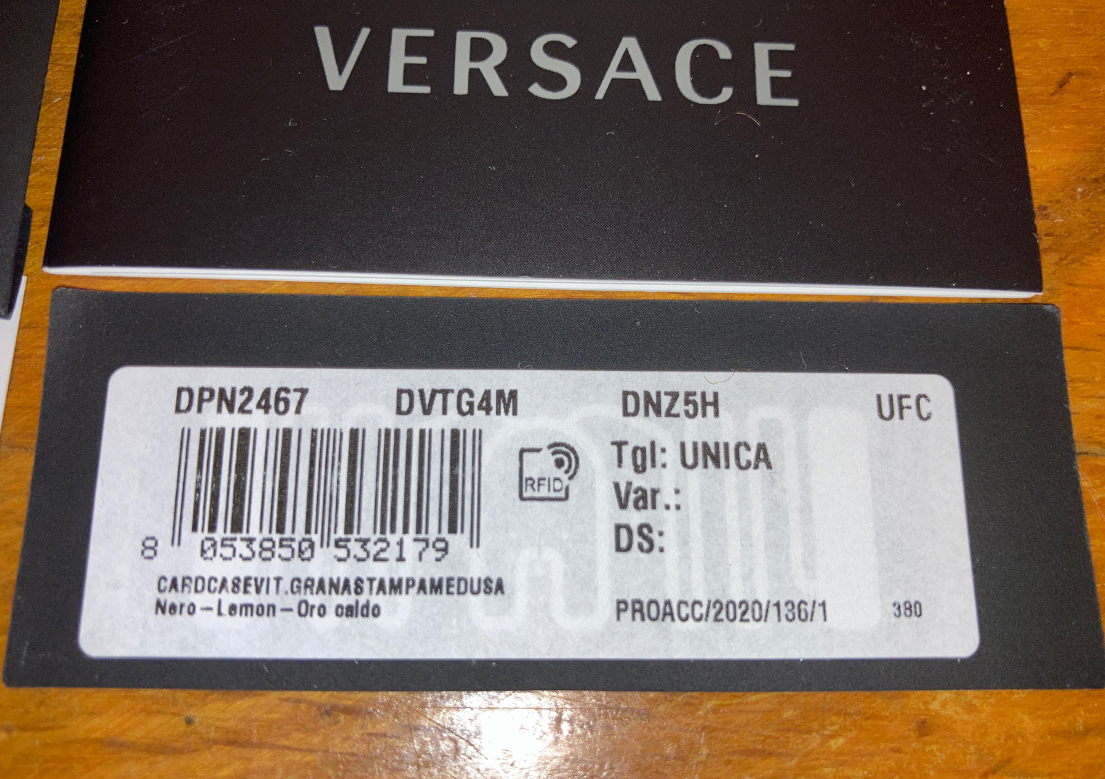 Pre-owned Versace $495 Authentic  Black Leather Black Wallet Credit Card Holder