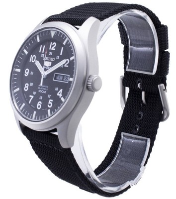 Pre-owned Seiko Automatic Sports Day/date 23 Jewels Snzg15j1 Nylon Strap 100m Mens Watch