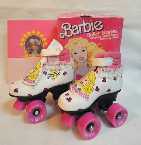 Vintage 1988 Brookfield Barbie Girls Roller Skates with Folding Dressing Table | eBay Vintage 1988 Brookfield Barbie Girls Roller Skates with Folding Dressing Table | eBay