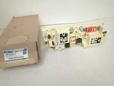 TOM FORD JCS015JMC080HB765 関税送料込 New OEM Genuine Ford Battery Junction Box 2020-2023 Escape