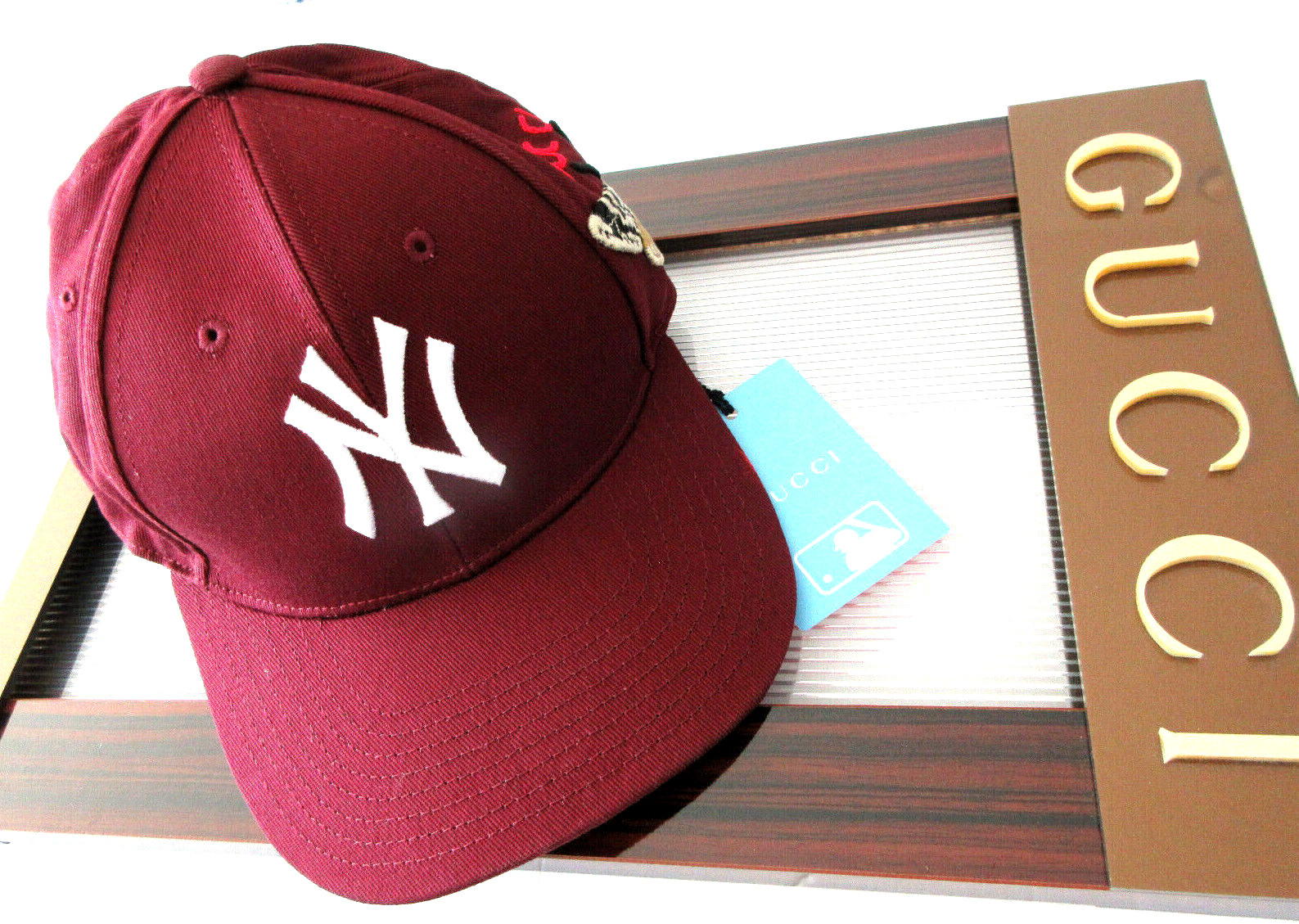 GUCCI NY YANKEES BASEBALL CAP EMBROIDERED BUTTERFLY APPLIQUE