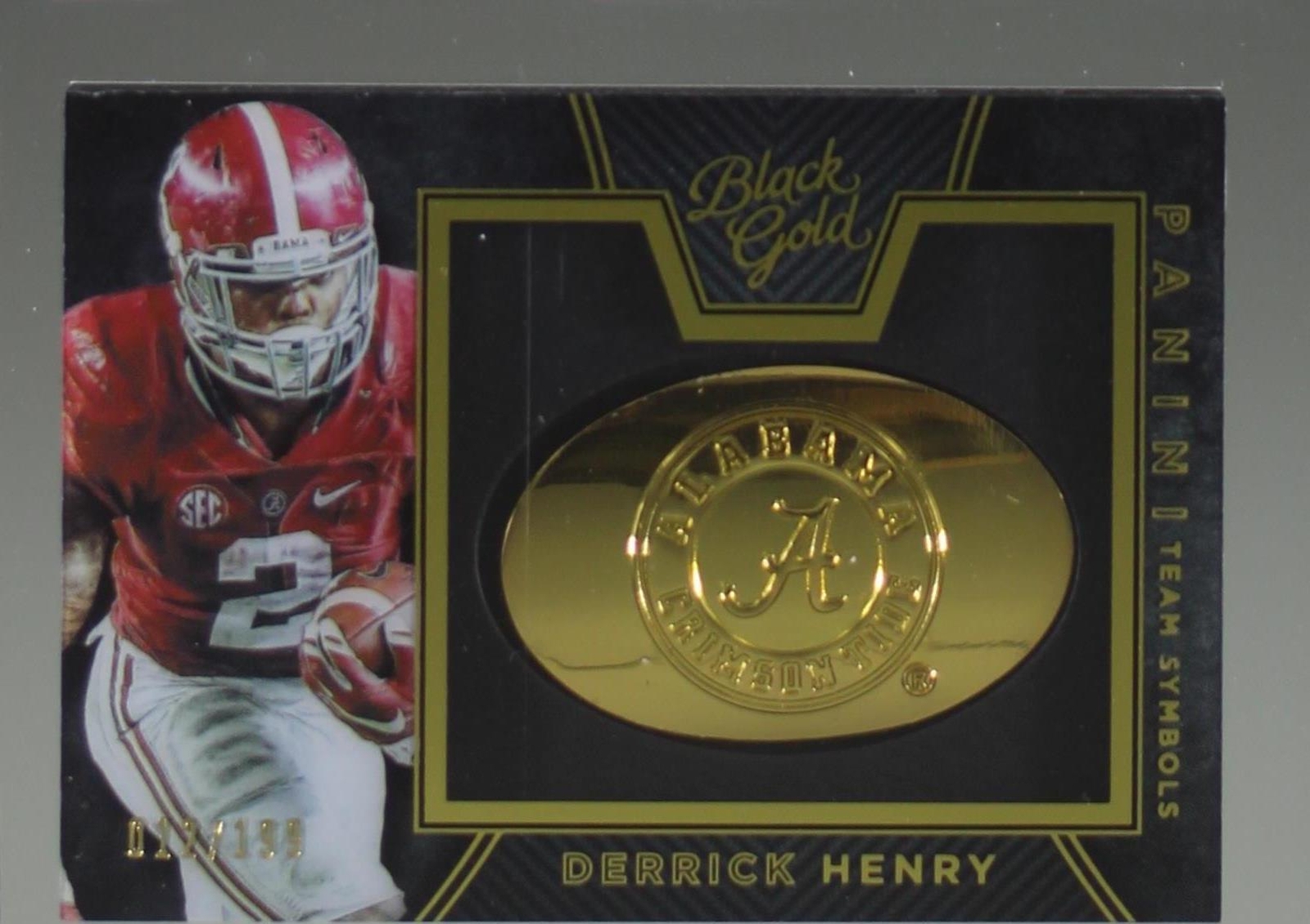 2016 Panini Black Gold Collegiate Derrick Henry #17 for sale