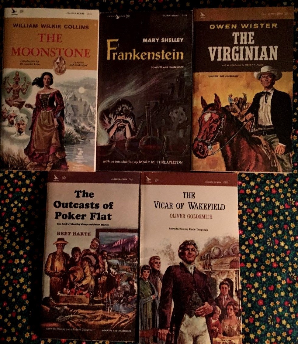 LOT 19 VINTAGE AIRMONT CLASSICS SERIES PAPERBACKS