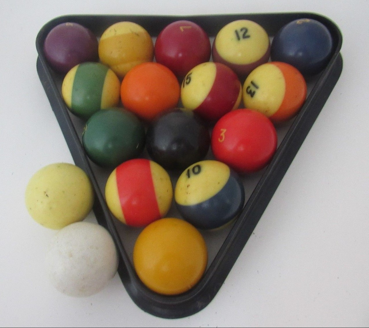 POOL BALLS BILLIARD NO CIRCLE VINTAGE  SNOOKER